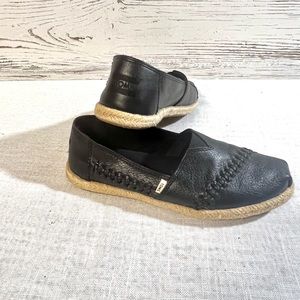 Toms shoes black leather size 8